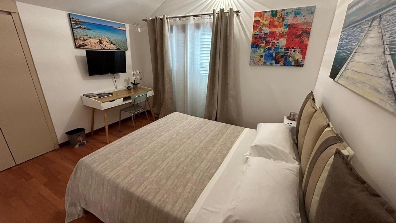 Mansarda Luxury Apartment *